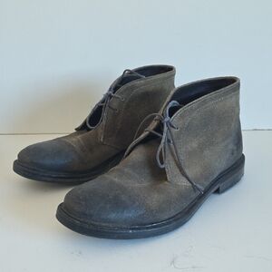BASE London | Carbon Distressed suede chukka boots Gray Sz 43